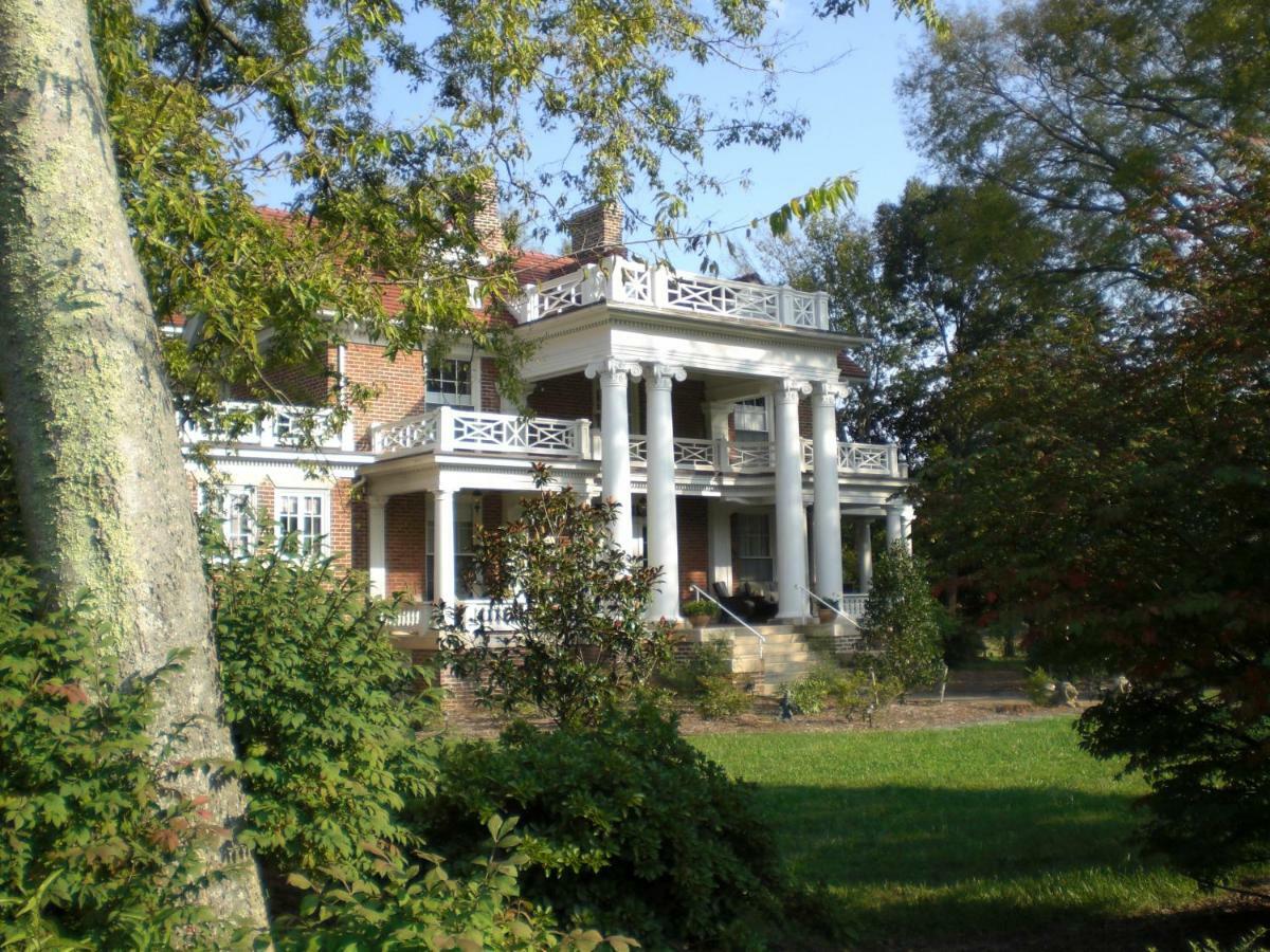 Boxley Place Inn Louisa Exterior photo